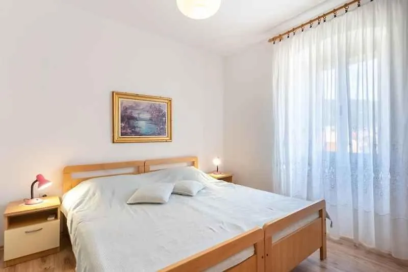 Apartments In Cres/Insel Cres 13668