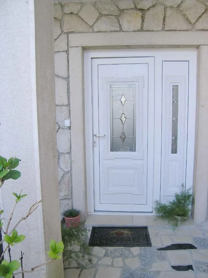 Apartments In Cres/Insel Cres 13668