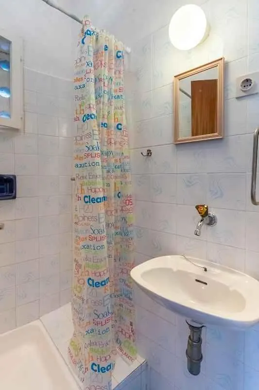 Apartments In Cres/Insel Cres 13668