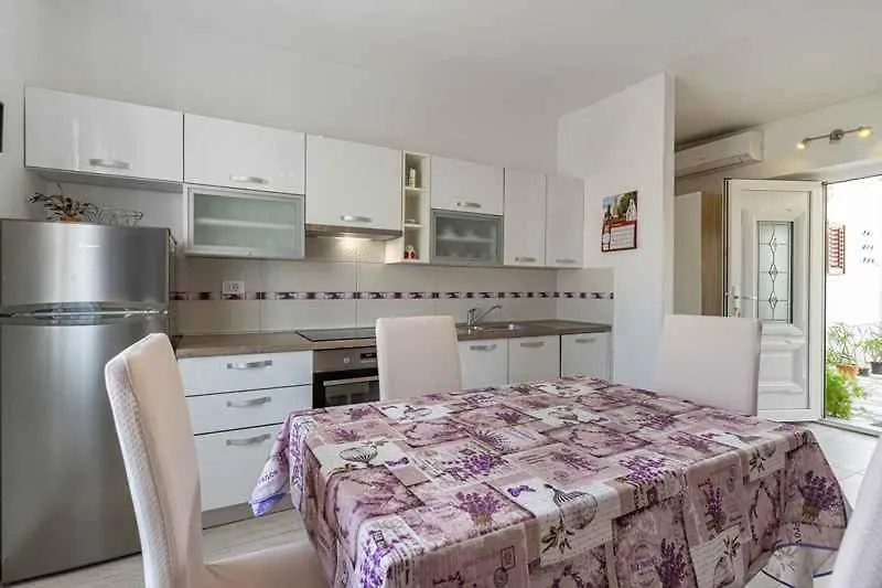 Apartments In Cres/Insel Cres 13668 0*,